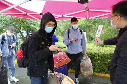 梦想起航——我校2020级专升本新生顺利报到