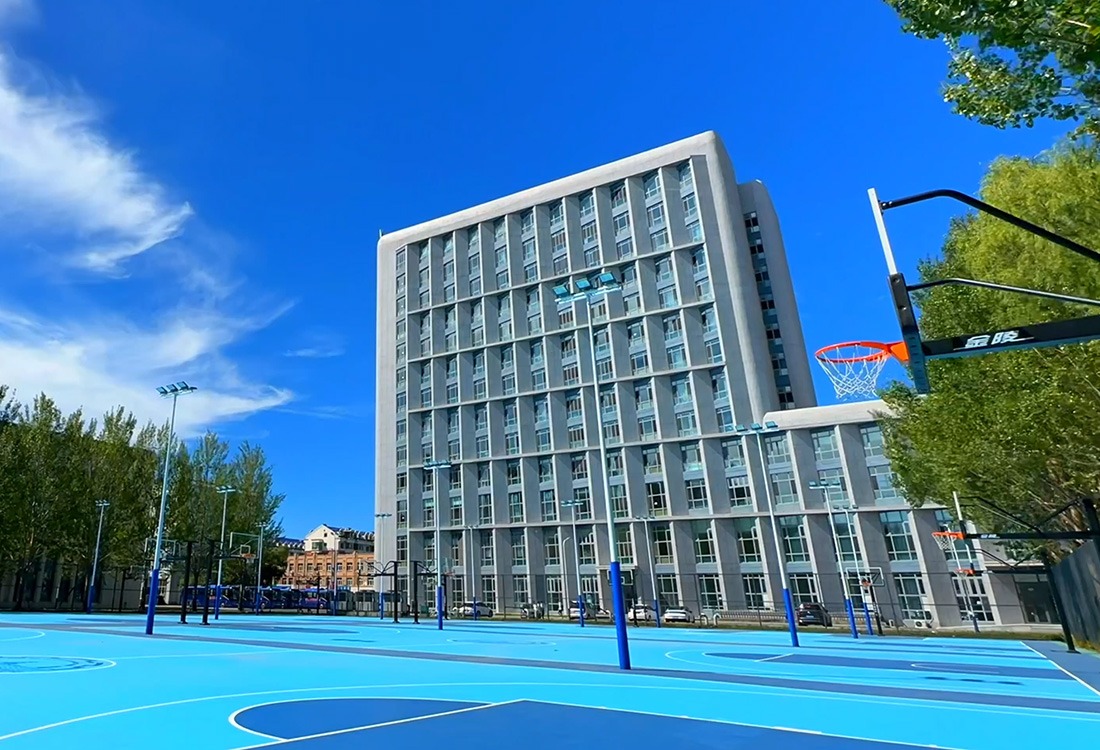 向往的生活 高校住宿天花板