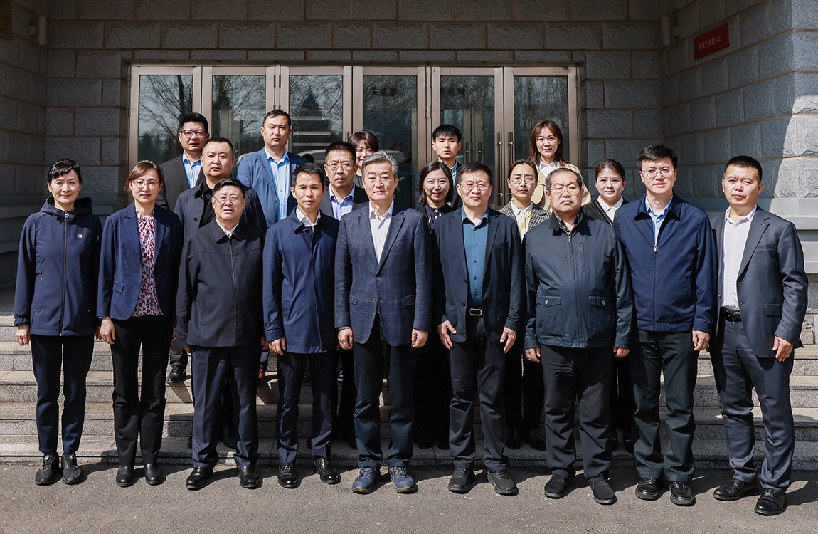 民进中央副主席王刚到williamhill体育调研