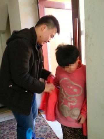 我校学生志愿服务获好评